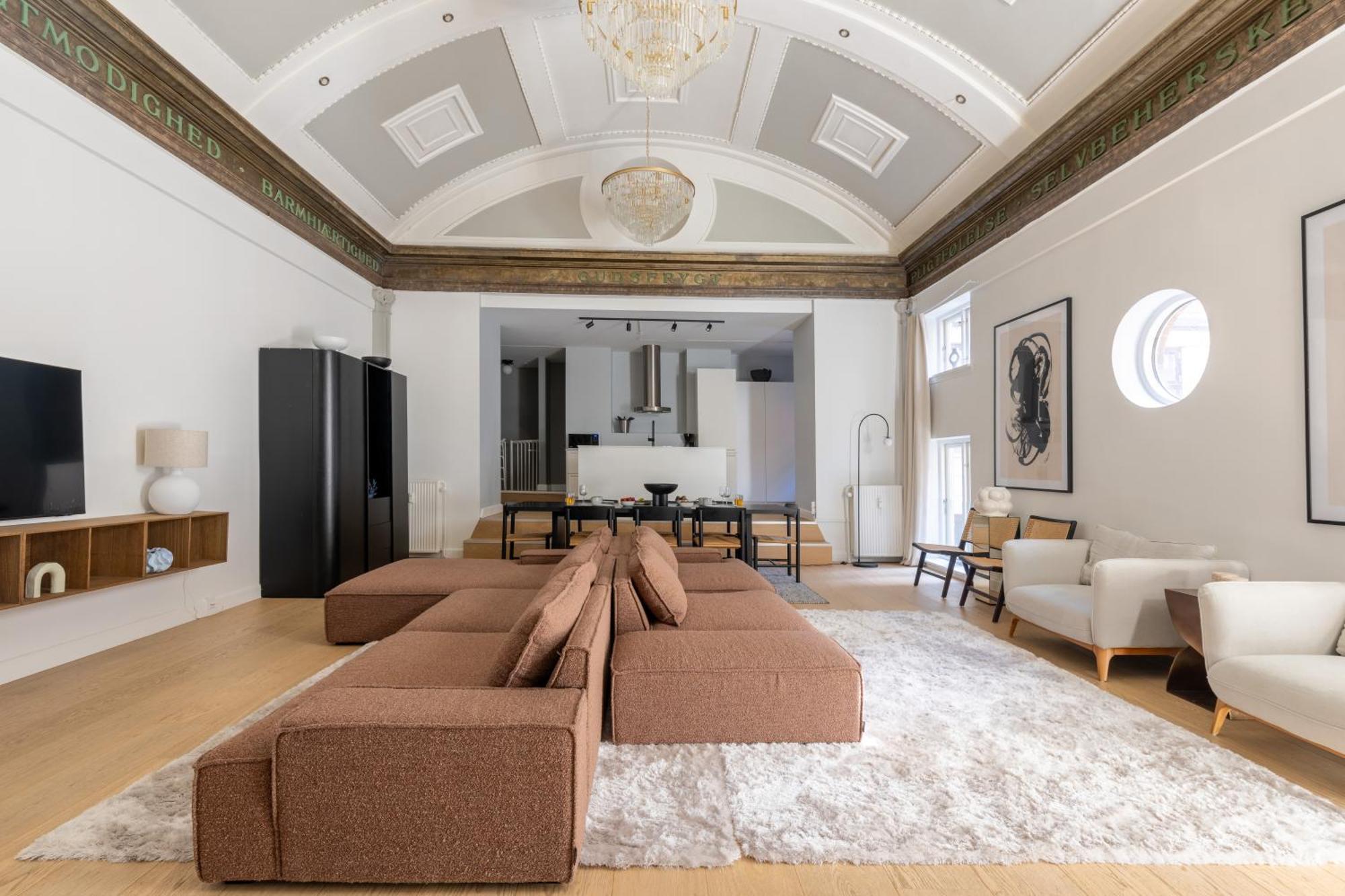 Unique 3 Bedroom Apartment In Vibrant Frederiksberg Kopenhagen Exterior foto