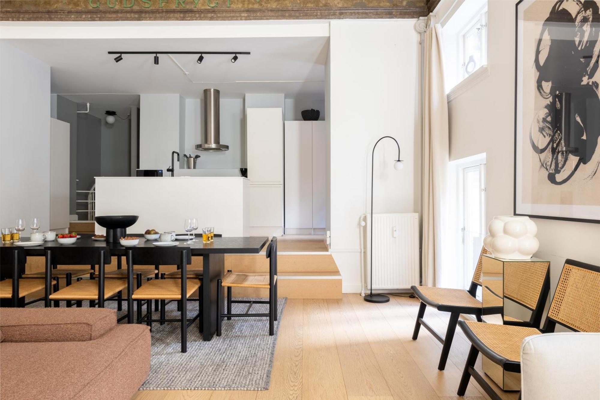 Unique 3 Bedroom Apartment In Vibrant Frederiksberg Kopenhagen Exterior foto