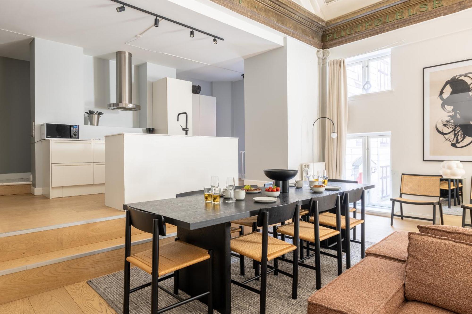 Unique 3 Bedroom Apartment In Vibrant Frederiksberg Kopenhagen Exterior foto